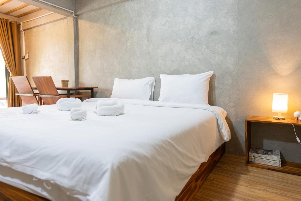 Banmai87 Guest House บ้านไม้87 เกสต์เฮ้าส์ Phra Nakhon Si Ayutthaya Exterior foto